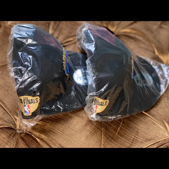 2019 NBA Finals Golden State Snapback - Picture 2 of 3
